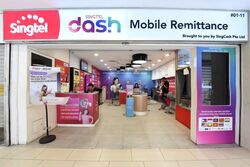 Lucky Plaza (D9), Retail #599555791